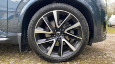 Volvo XC90 2.0 B6P Ultimate Dark 5dr AWD Geartronic Petrol Estate